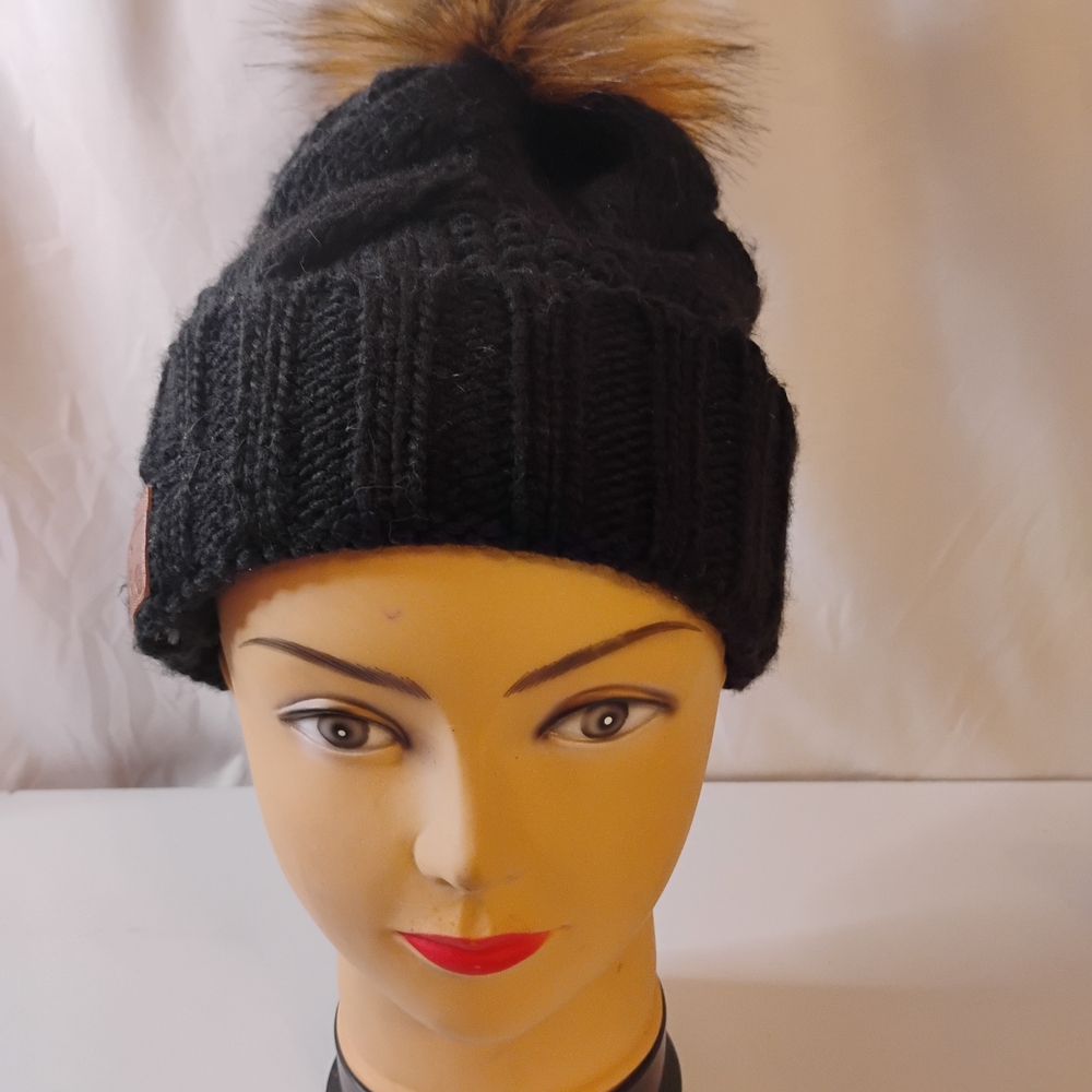 Tenergy Bluetooth Cable Knit Beanie Cap